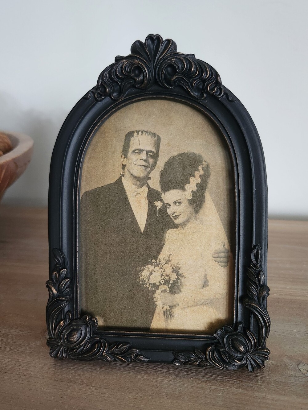 Rachel Zoe Gothic Black Ornate 4x6 Frame Halloween Frankenstein Wedding Picture - Picture 2 of 9